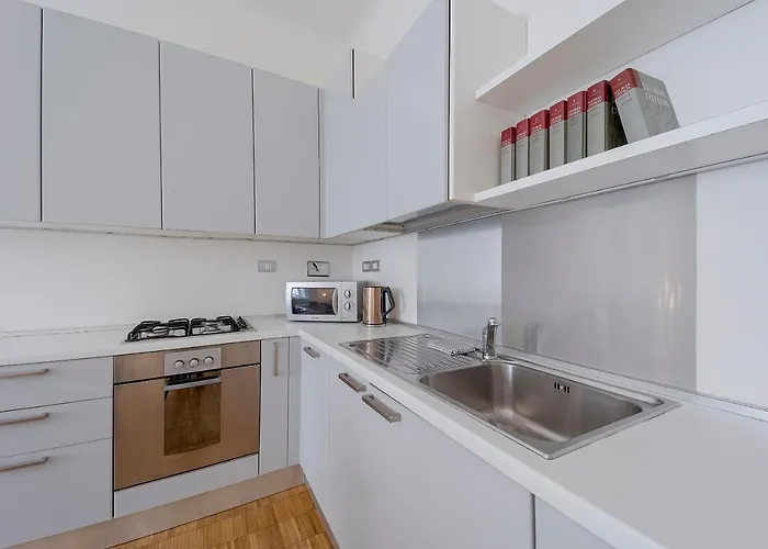 Guesthost - Seaside Roomy Apartamento Bordighera